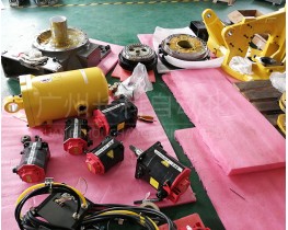 發(fā)那科機(jī)器人R-2000iC本體拆機(jī)件銷售：電機(jī)、減速器、平衡缸……